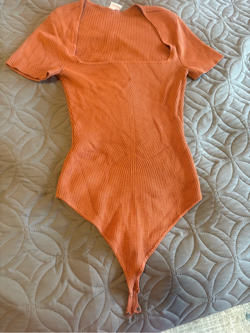 Abercrombie & Fitch Ribbed brown Short-Sleeve Bodysuit